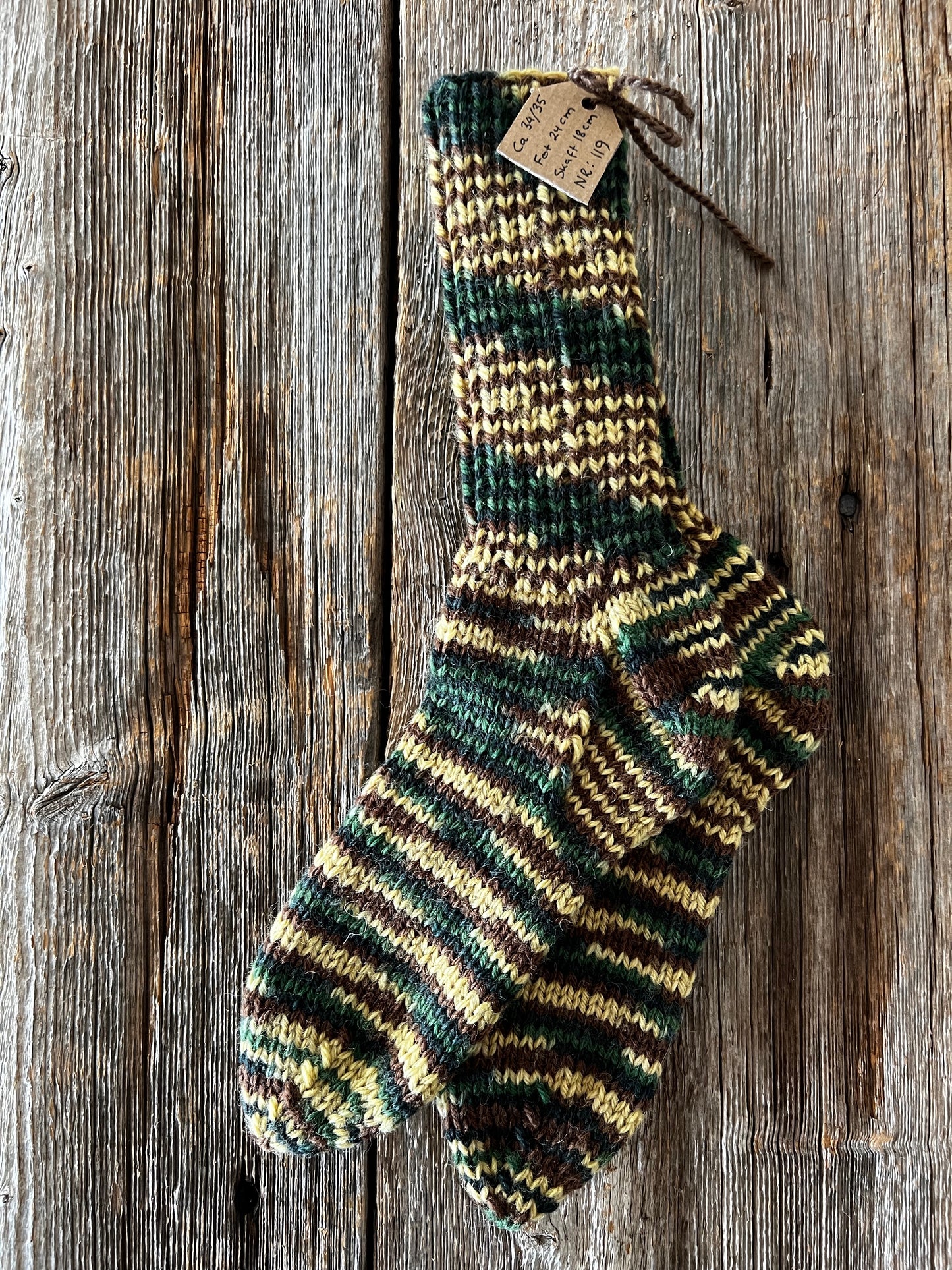 Handstickade sockor 34/35 Nr 119