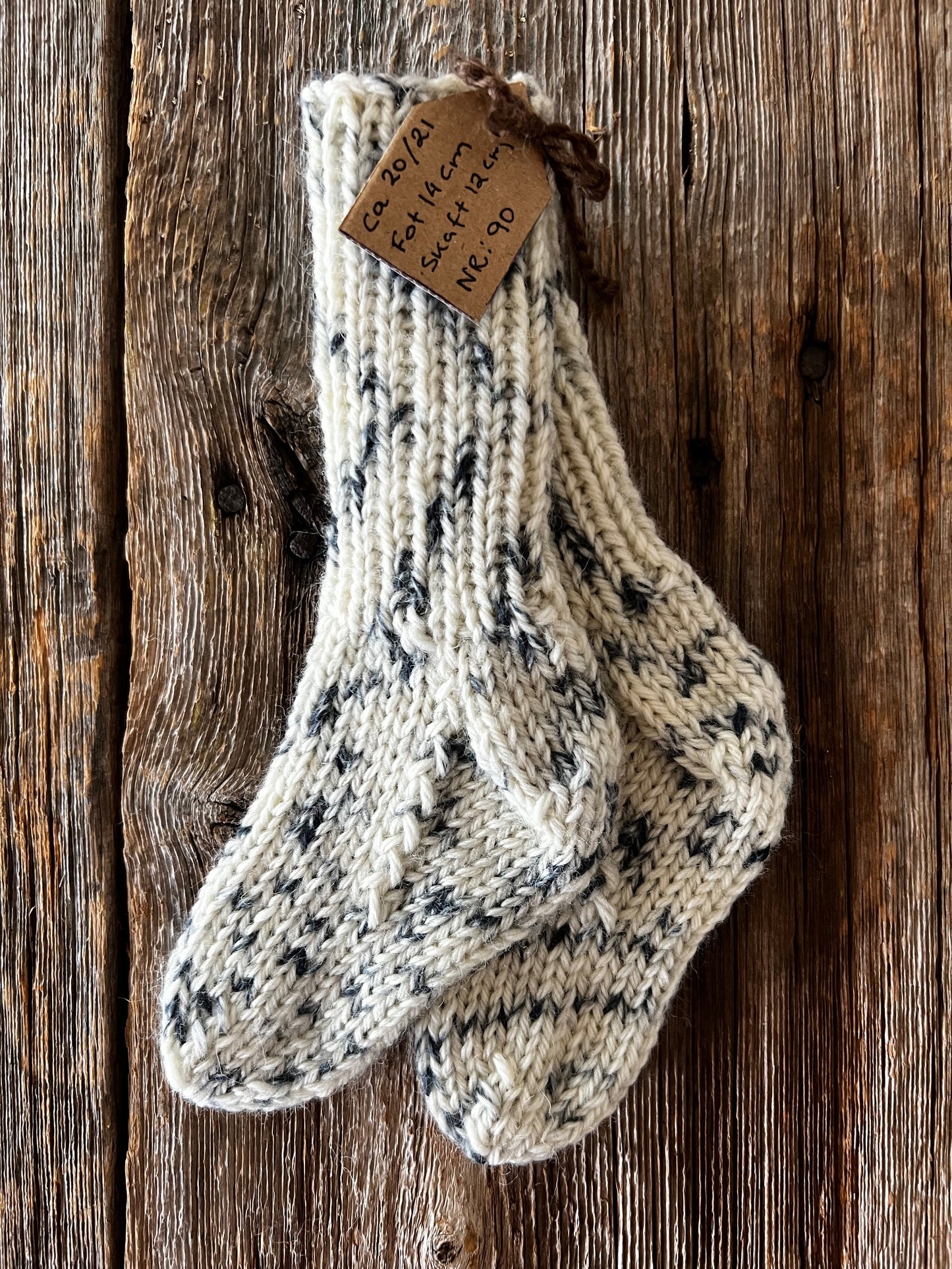 Handstickade sockor 20/21 Nr 90