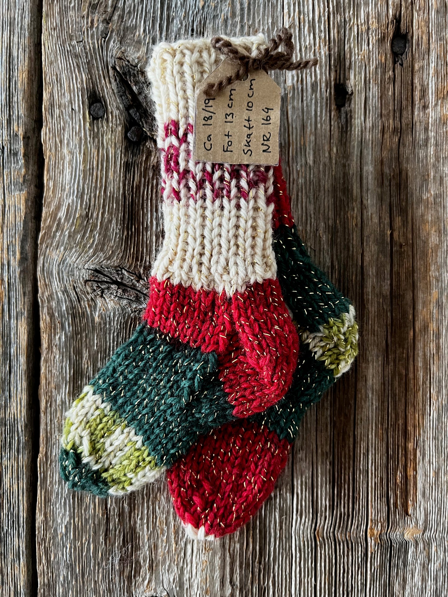 Handstickade sockor 18/19 Nr 164