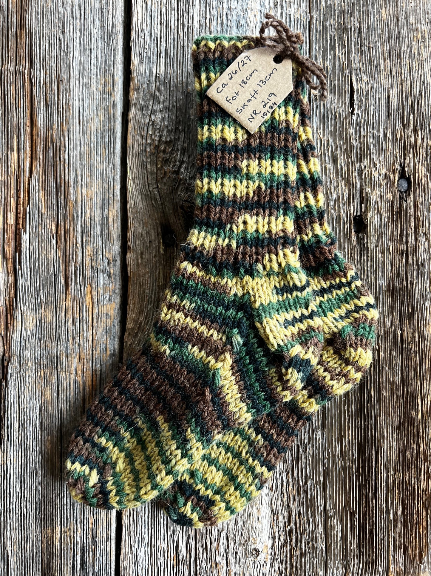 Handstickade sockor 26/27 Nr 219