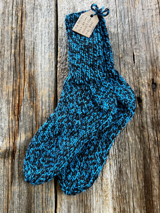 Handstickade sockor 28/29 Nr 375