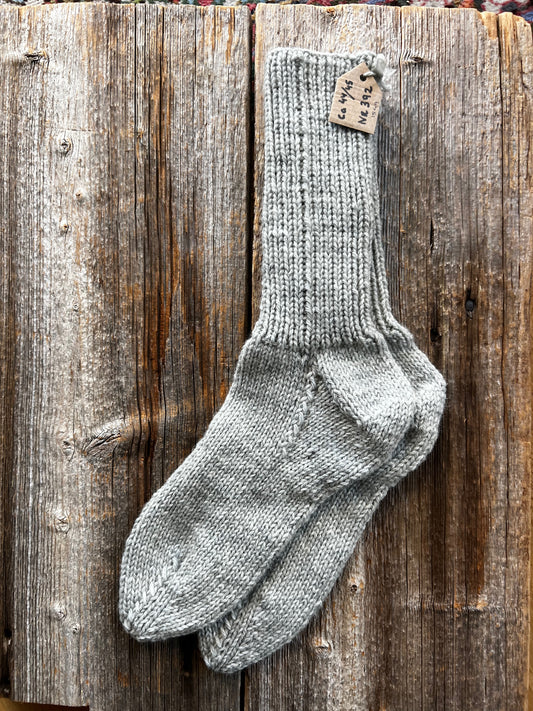 Handstickade sockor 44/45 Nr 392