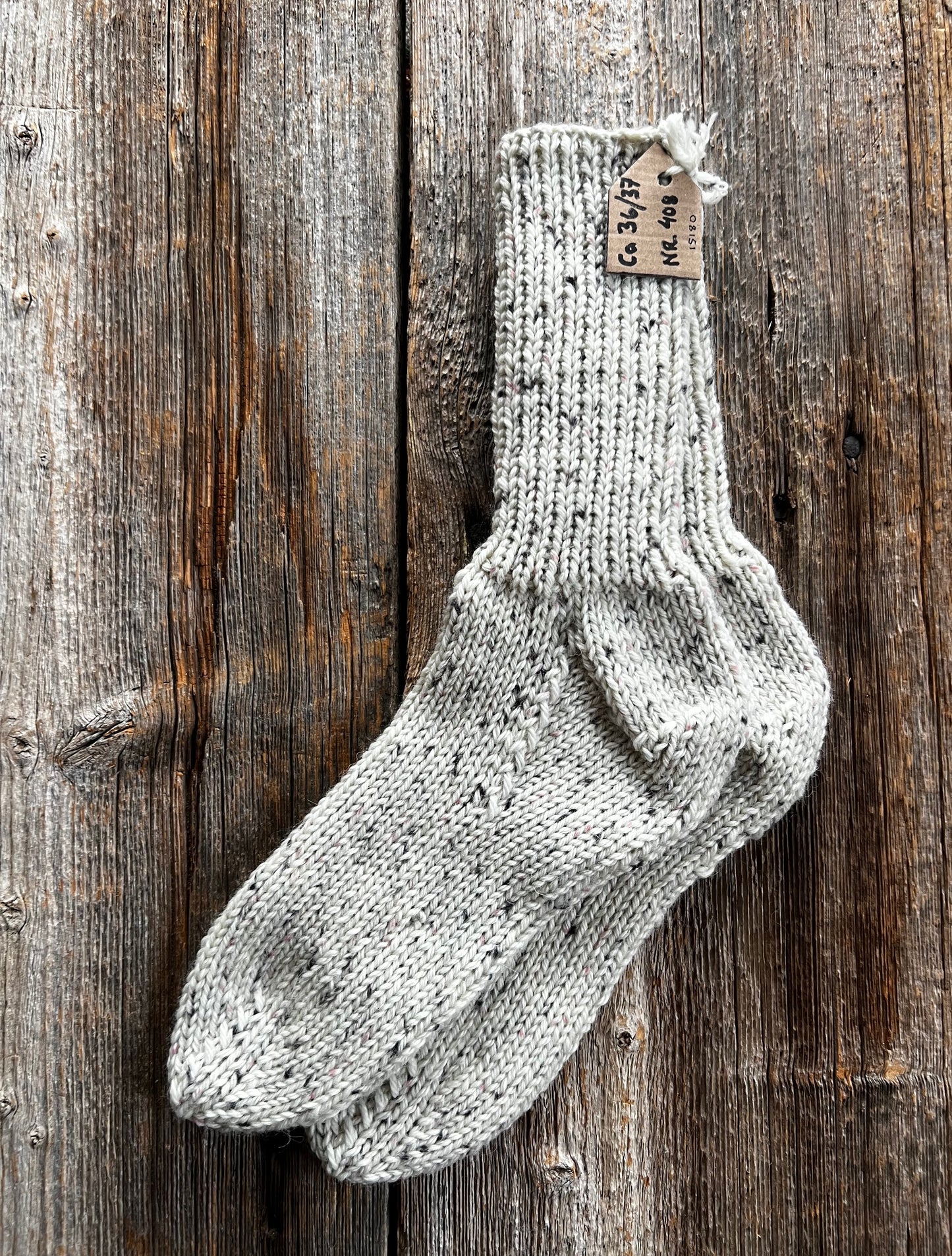 Handstickade sockor 36/37 Nr 408