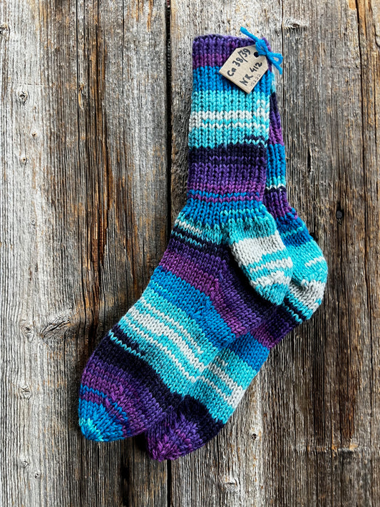 Handstickade sockor 38/39 Nr 412