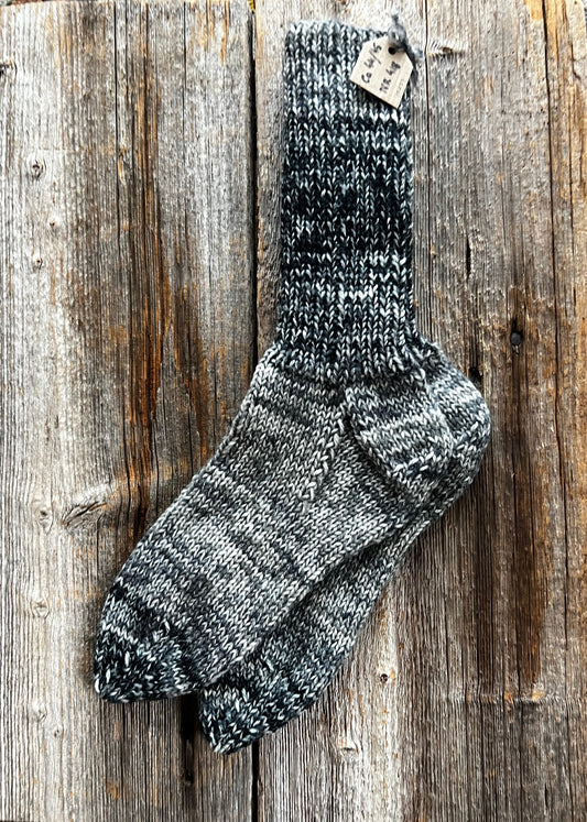 Handstickade sockor 44/45 Nr 418