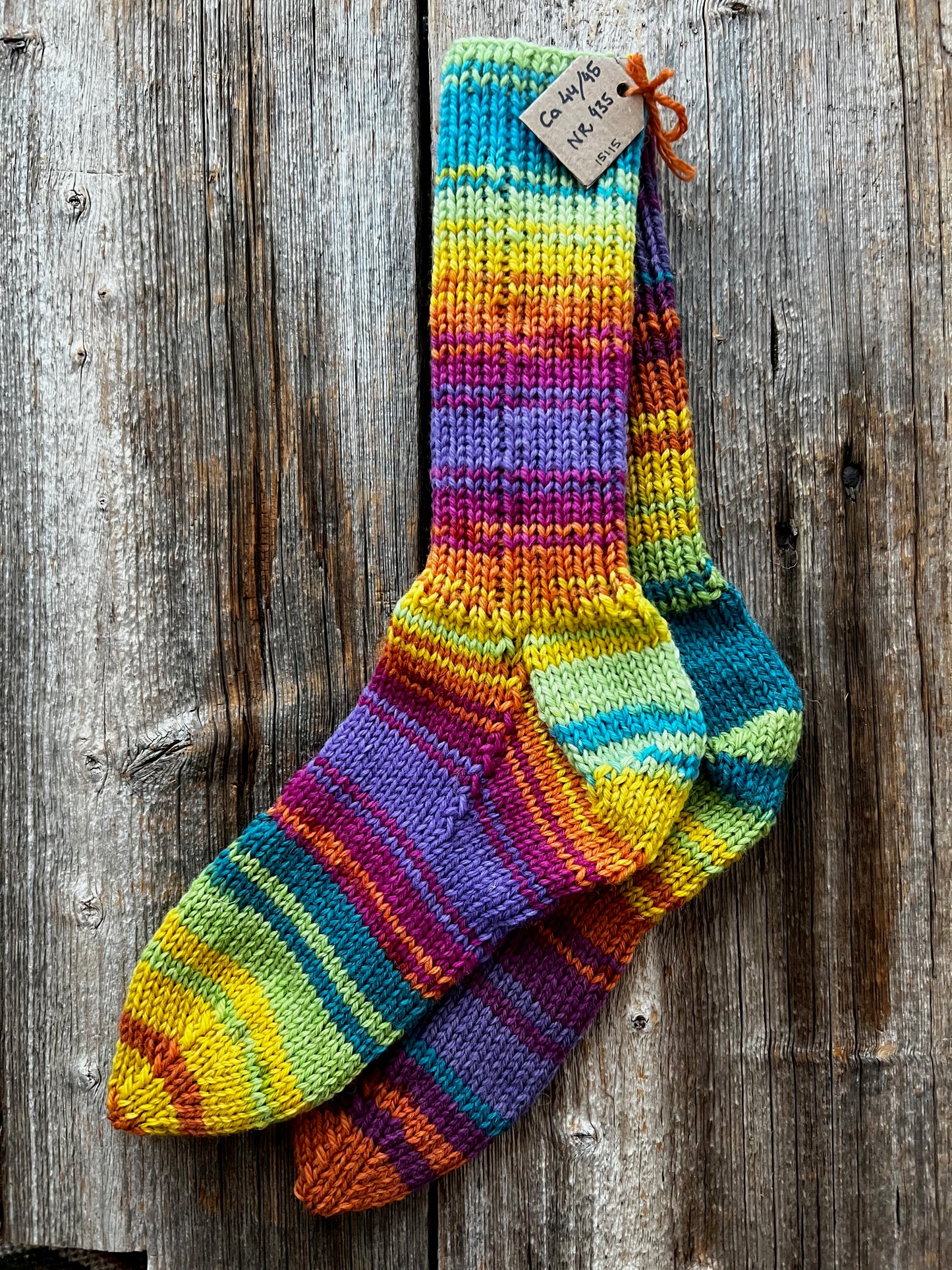 Handstickade sockor 44/45 Nr 435