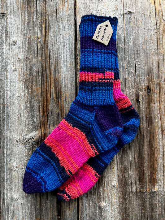 Handstickade sockor 42/43 Nr 447