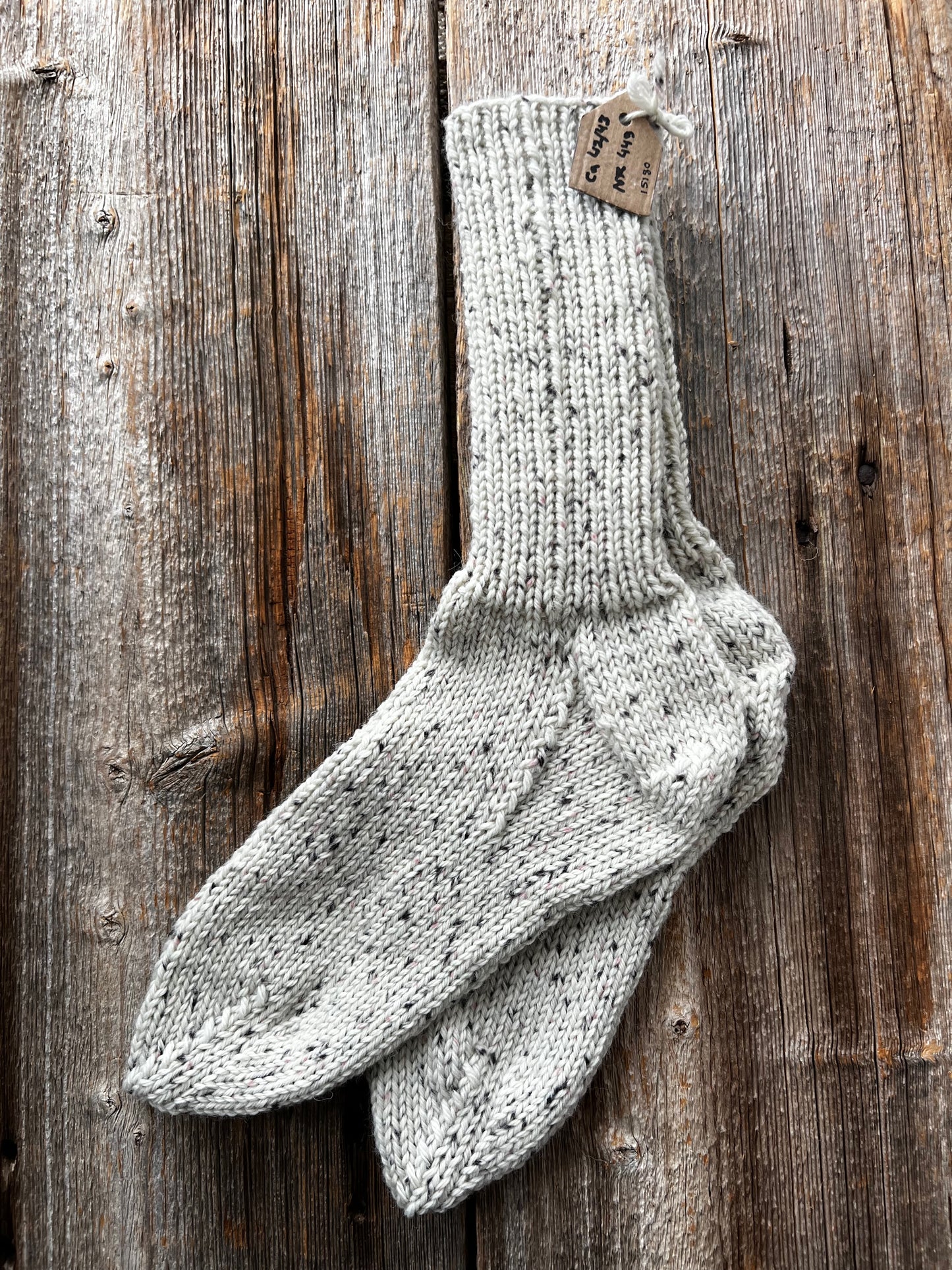 Handstickade sockor 42/43 Nr 449